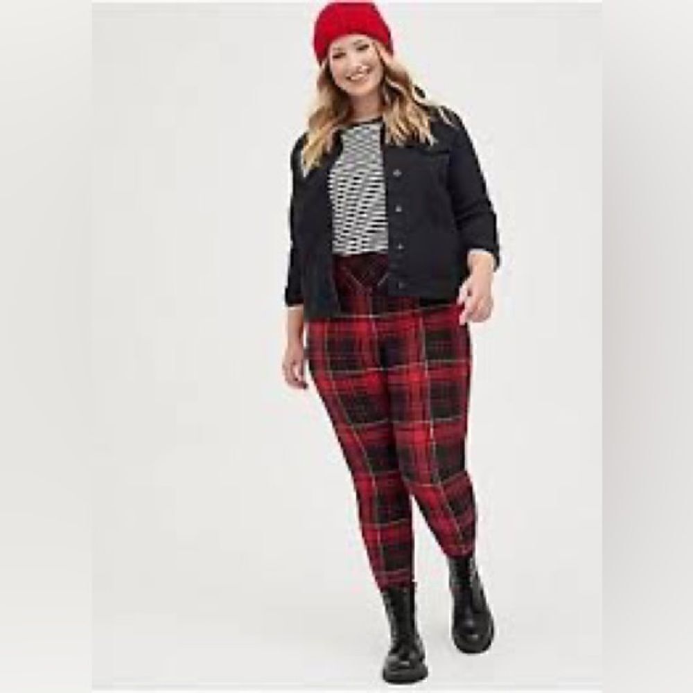 Torrid Picket Picie Skinny Studio Luxe Pointe High-rise Pants Size 00 Red Black